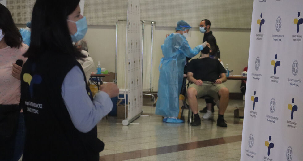 Δωρεάν rapid test του ΕΟΔΥ σε περισσότερους από 3.000 πολίτες στο Μετρό Συντάγματος