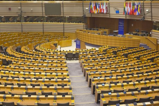 Βιομετρικό σύστημα παρακολούθησης εισάγει το Ευρωκοινοβούλιο για τους βουλευτές του