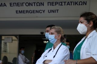 ΙΣΑ: Αυξάνονται οι βίαιες επιθέσεις κατά γιατρών σε δομές υγείας