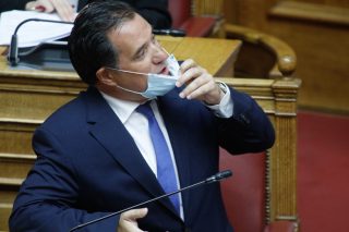 Η «Κοινωνία Ώρα MEGA» βάρεσε… προσοχή στον Άδωνι