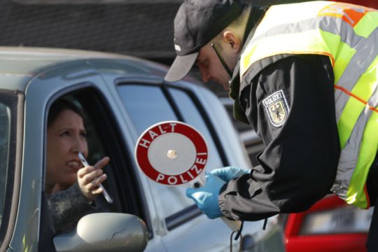 Ξεπέρασε τα 10.000 κρούσματα τη μέρα η Γερμανία