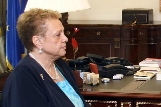 Παρέμβαση Ρουβίκωνα στο γραφείο της Ε. Γιαμαρέλλου και στο υπ. Παιδείας [βίντεο]