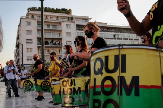 Συγκέντρωση εργαζομένων του πολιτισμού στο Σύνταγμα