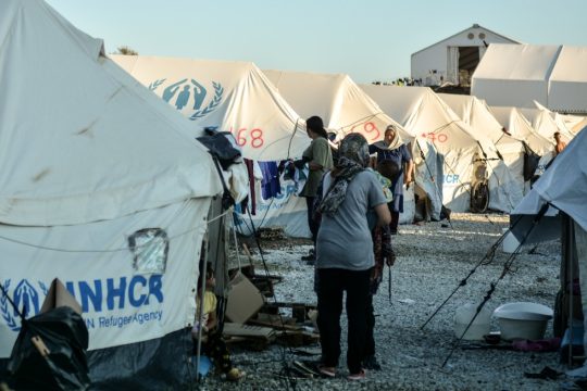 Ερώτηση του ΣΥΡΙΖΑ για τις υγειονομικές συνθήκες στην Υπηρεσία Ασύλου Λέσβου
