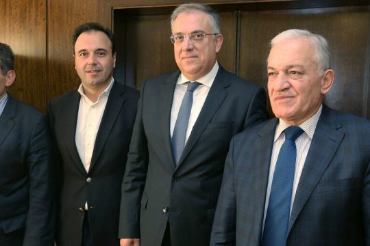 Δυσφορία δημάρχων για μεθοδεύσεις της κυβέρνησης