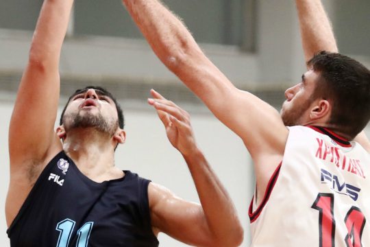 «Αγαπώ τον αδερφό μου, αλλά δεν μπλέκομαι με την πολιτική»