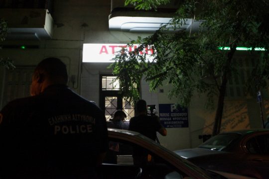Σε νοσοκομεία μεταφέρονται οι ηλικιωμένοι από το γηροκομείο στον Αγ. Παντελεήμονα