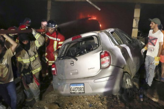 Έκρηξη δεξαμενής καυσίμων στον Λίβανο με νεκρούς και τραυματίες