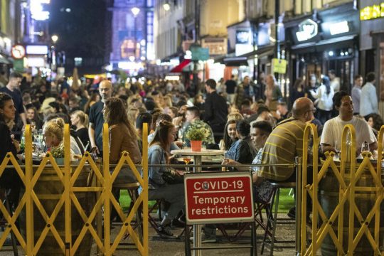 ΠΟΥ: Το 10% του παγκόσμιου πληθυσμού ίσως έχει μολυνθεί από Covid-19