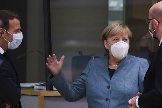 Παράθυρο για συμφωνία με το Λονδίνο από τις Βρυξέλλες, αλλά υπό τους γνωστούς όρους