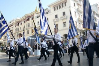Παρελάσεις και ουσία