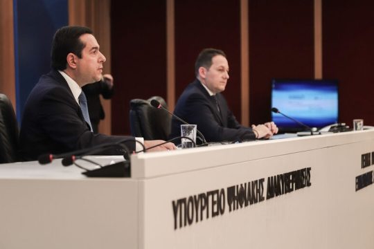 Ξαναζεσταμένες εξαγγελίες από τον Ν. Μηταράκη