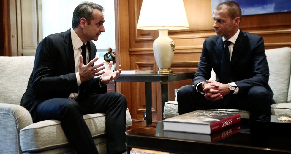 Πανηγύρια και ουσία