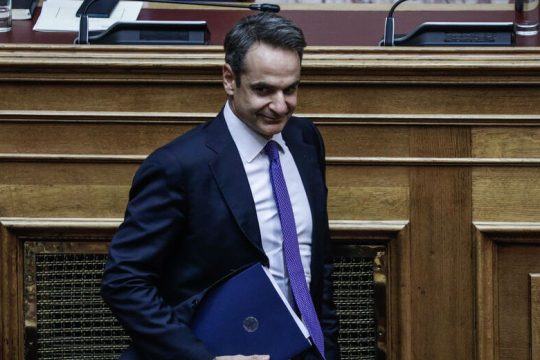 Ενα ψέμα ανά δύο λεπτά!