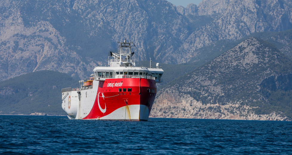 Με αντι-Navtex απαντά η Αθήνα στην επιστροφή του «Oruc Reis» στην Αν. Μεσόγειο