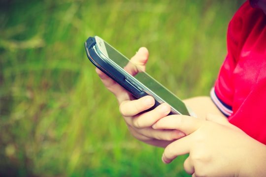 Ερευνα στο Instagram για τα δεδομένα των παιδιών
