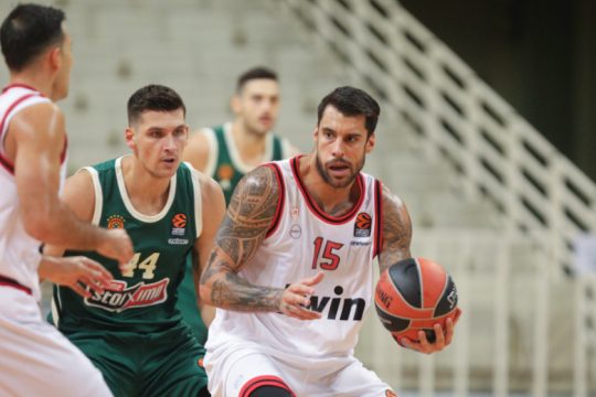 Νίκη Ολυμπιακού στο ελληνικό ντέρμπι της Euroleague