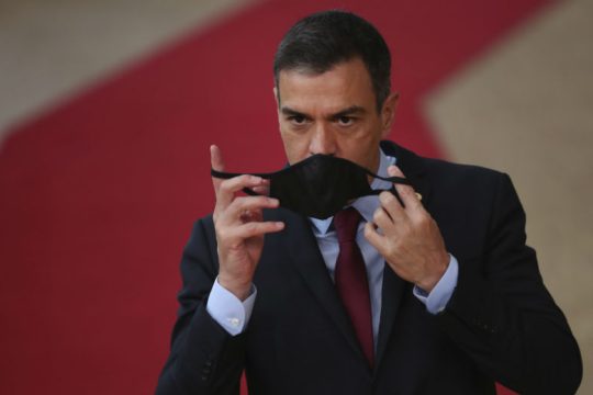 Έτοιμη να επιβάλει καθεστώς συναγερμού η ισπανική κυβέρνηση