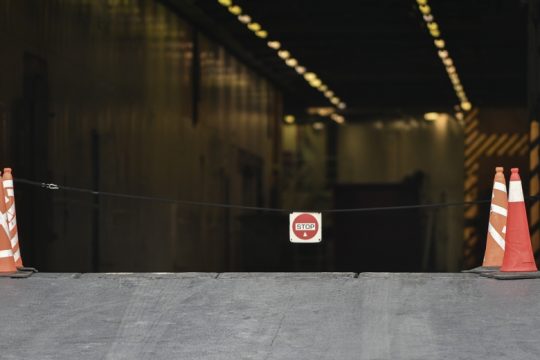 Τα κρούσματα στο πλοίο «Διονύσιος Σολωμός» επιβεβαιώνουν την ανεπάρκεια μέτρων προστασίας