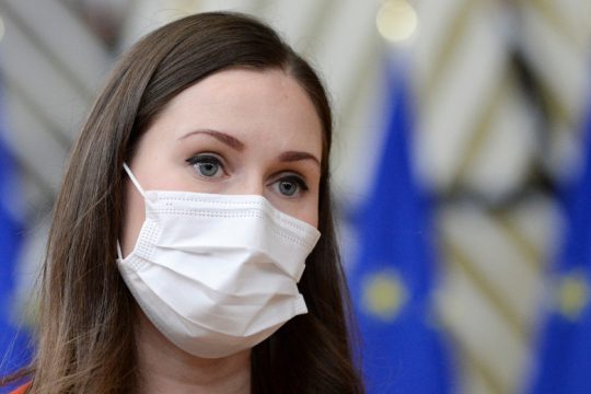 Αποχωρεί από τη Σύνοδο η Φινλανδή πρωθυπουργός για να μπει σε καραντίνα