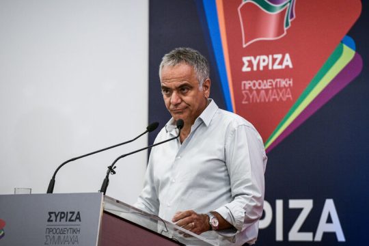 Ο ΣΥΡΙΖΑ περνάει στην αντεπίθεση