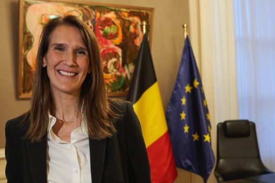 Στην εντατική με κορονοϊό η ΥΠΕΞ του Βελγίου