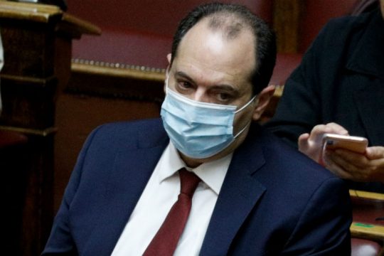 Χρ. Σπίρτζης: Τρομοκρατούν μαθητές και οικογένειες