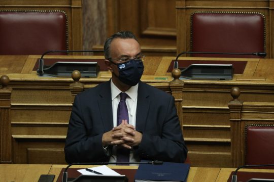 Υψηλοί τόνοι με το «καλημέρα» για την πρόταση μομφής