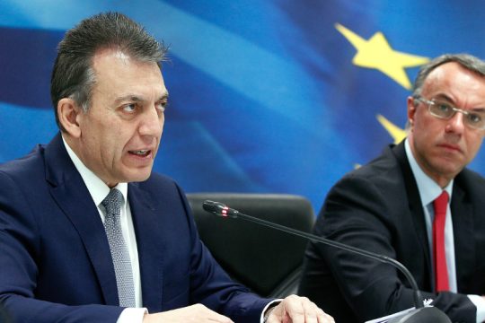 Κορονοϊός: Πακέτο μέτρων στήριξης για τις περιοχές που είναι στο επίπεδο 4