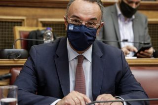 Εμμεση κατάργηση του ακατάσχετου μισθών-συντάξεων