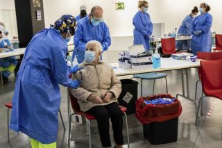 Η Ευρώπη χάνει τη μάχη με την πανδημία