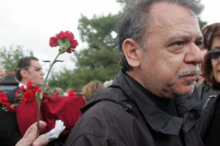 Στερνό «αντίο» στον γιο του Νίκου Μπελογιάννη