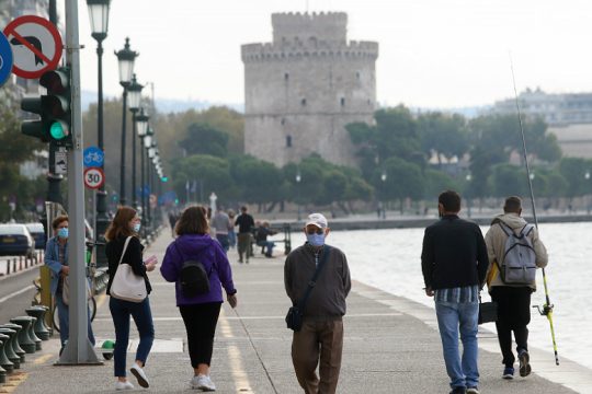 Ξεπέρασε τα 800 κρούσματα η Θεσσαλονίκη – διψήφιος αριθμός σε 18 περιοχές
