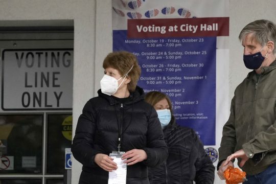 Πάνω από 70 εκατομμύρια Αμερικανοί έχουν ήδη ψηφίσει