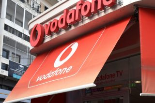 Vodafone: Δωρεάν δεδομένα και χρόνος προς τους πελάτες της μετά το «μπλακάουτ»