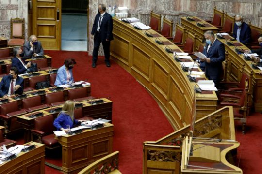 Εγκρίθηκε επί της Αρχής το ν/σ για ιθαγένεια, δημόσιο τομέα και ΟΤΑ