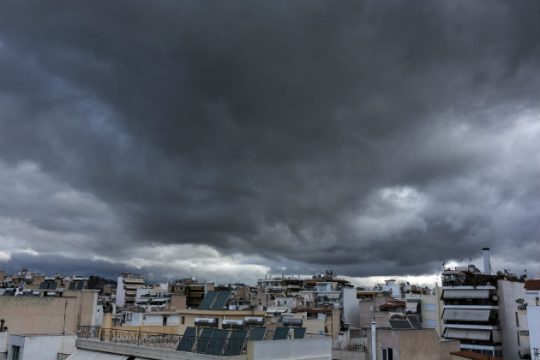 Ισχυρές καταιγίδες και ανέμους φέρνει η «Κίρκη»