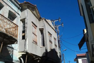 Σε κατάσταση έκτακτης ανάγκης η Χίος λόγω καταστροφών από το μεγάλο σεισμό