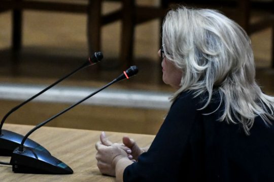 «Μπλόκο» στο διορισμό της χρυσαυγίτισσας Ζαρούλια