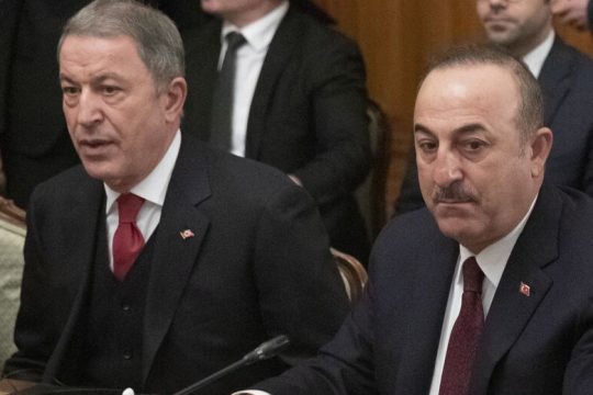 Περιμένοντας τον Μπάιντεν