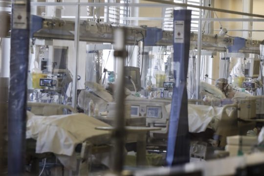 Μέτρα απαγόρευσης σε μια τρομαγμένη Ιταλία