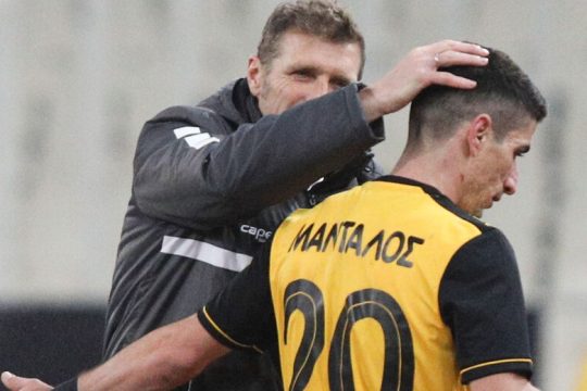 Τέσσερις ποδοσφαιριστές της ΑΕΚ θετικοί στον κορονοϊό