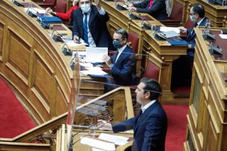 Πρωθυπουργός των αντιφάσεων, της σύγχυσης και του αυταρχισμού