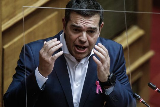 «Εχετε κουράσει τον ελληνικό λαό»