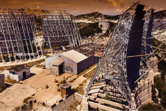 Λευκάδα: Η εγκαταλελειμμένη Αμερικανική βάση «υπερκοριός» της εποχής του «Ψυχρού Πολέμου»