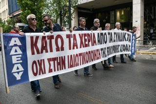 Νεκρώνει το Δημόσιο, αγανάκτηση για την ΥΠΑ