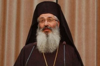 «Πιστέψαμε ότι είμαστε υπεράνθρωποι, κρύψαμε την προσβολή μας από τον ιό και οδηγηθήκαμε στον τάφο»