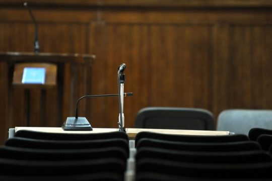 Αθώοι στο Εφετείο Σμήλιος και Κλεισιάρης μετά τις διώξεις για την προστασία α’ κατοικίας
