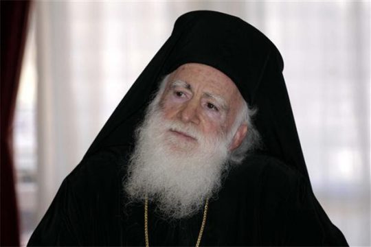 Πήρε εξιτήριο ο αρχιεπίσκοπος Κρήτης, θα παρακολουθείται κατ’ οίκον