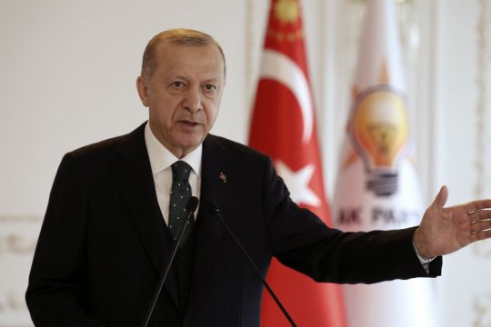 Ηγετική επανεμφάνιση Ερντογάν στον μουσουλμανικό κόσμο